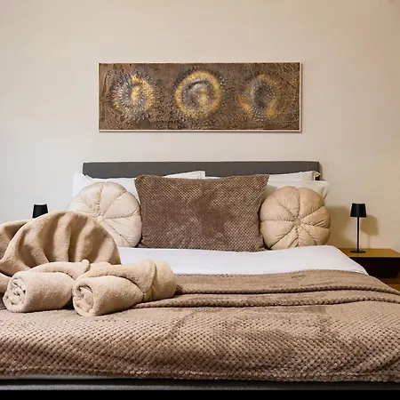 Asparuh 1br In The Great Center شقة *