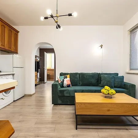 Asparuh 1br In The Great Center شقة *