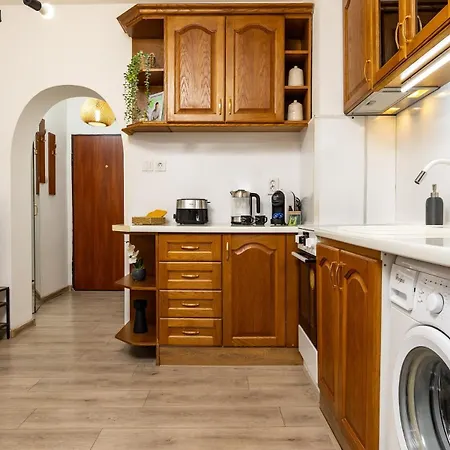 Asparuh 1br In The Great Center * بلوفديف