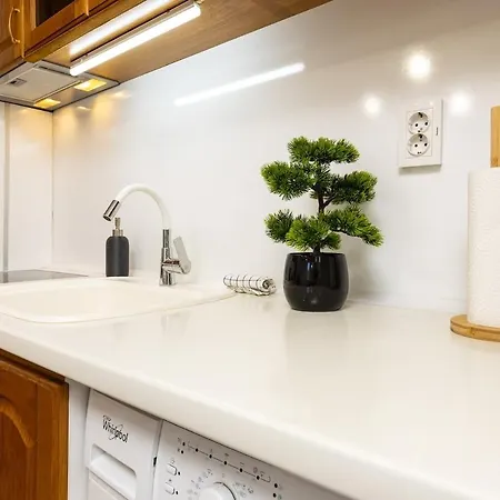 Asparuh 1br In The Great Center * بلوفديف